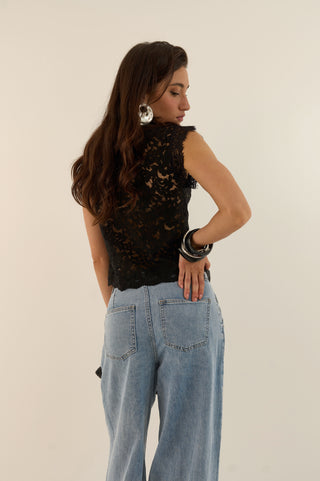 JEANS CON CINTURA LEGGERO