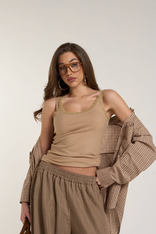 TOP MINIMAL CON PIZZO CAMMELLO