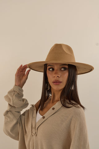 CAPPELLO CAROLINA BEIGE
