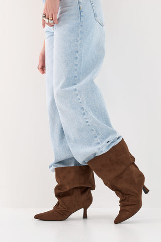 BROWNYLIGHT SUEDE STIVALETTO