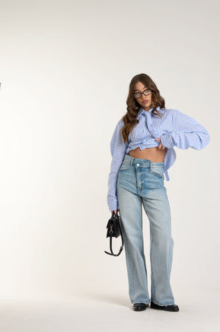 JEANS BASIC CON INCROCIO SLAVATO