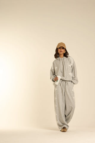 WHITE LACE STREET PANTS