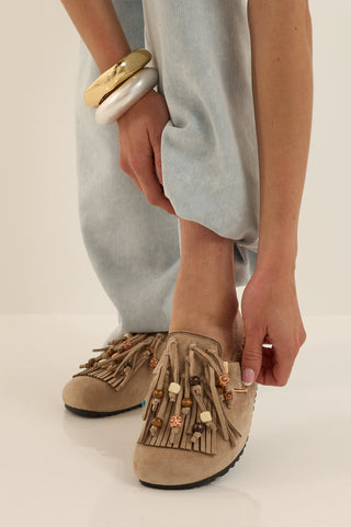 SABOT SUEDE FRINGE