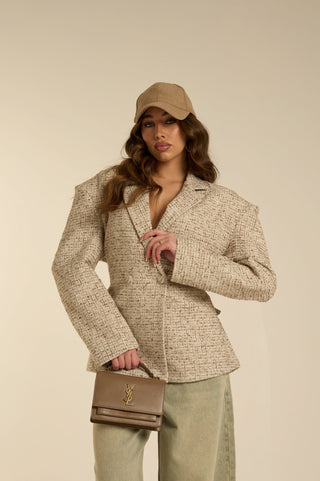 EXAGGERATED SHOULDER blazer