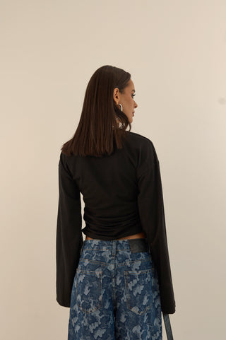 MAGLIA MANICHE SVASATE KATE NERO