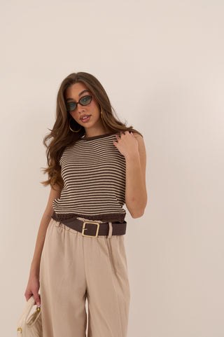 TOP IN MAGLIA COQUETTE MARRONE