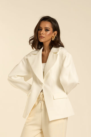 WHITE BLAZER BALLOON