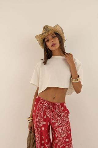 T-SHIRT CROP CON SPALLINA IMBOTTITA BIANCO