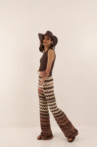 TOP CROCHET MOCHA