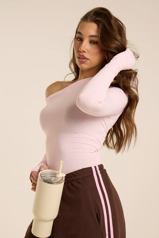 Top AMELIA