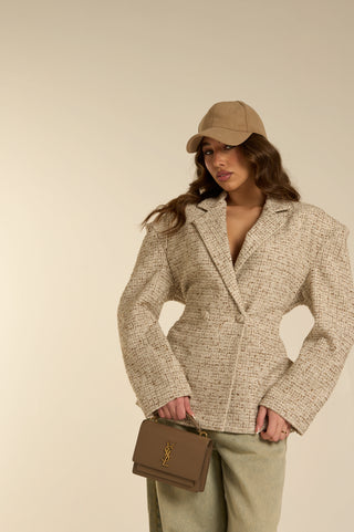 EXAGGERATED SHOULDER blazer